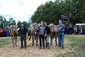 Siegerpodest Championwahlen Rinder BS